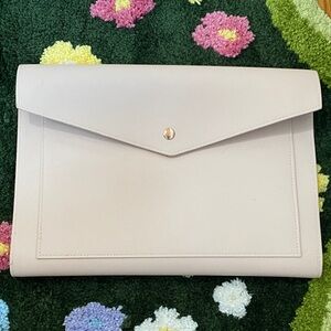 Elegant Tablet Cover in Cream